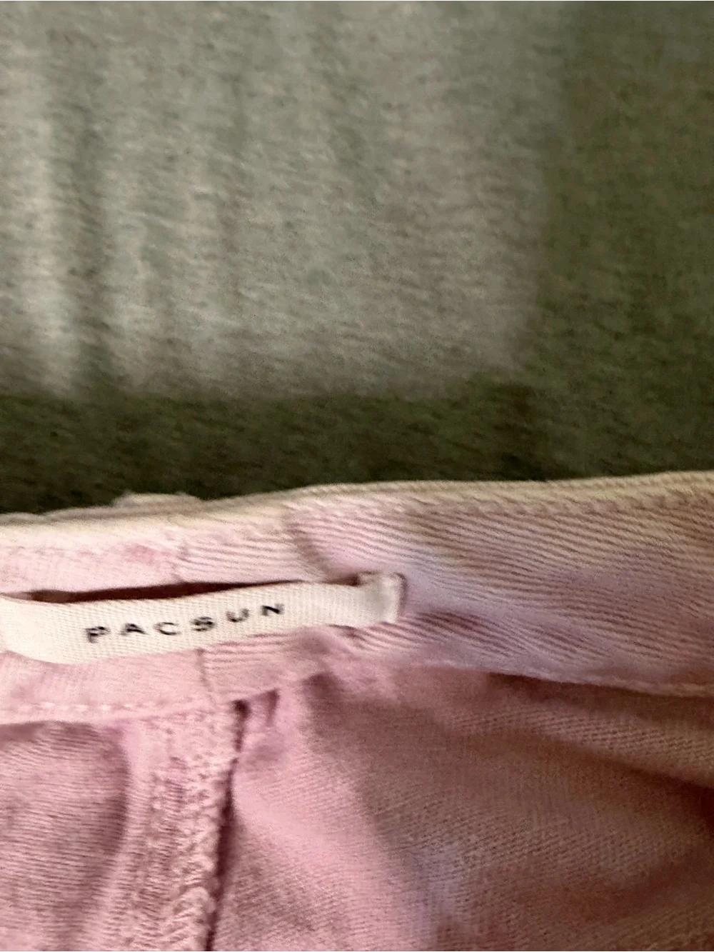 PacSun light pink
